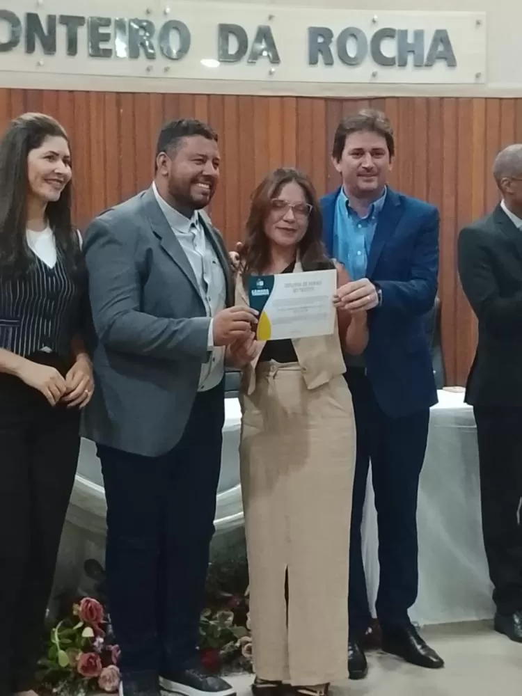 são solene de homenagem aos corretores e corretoras de trindade Goiás, prepositor, vereador Presidente da câmara municipal de Trindade, Maurinho de Paula