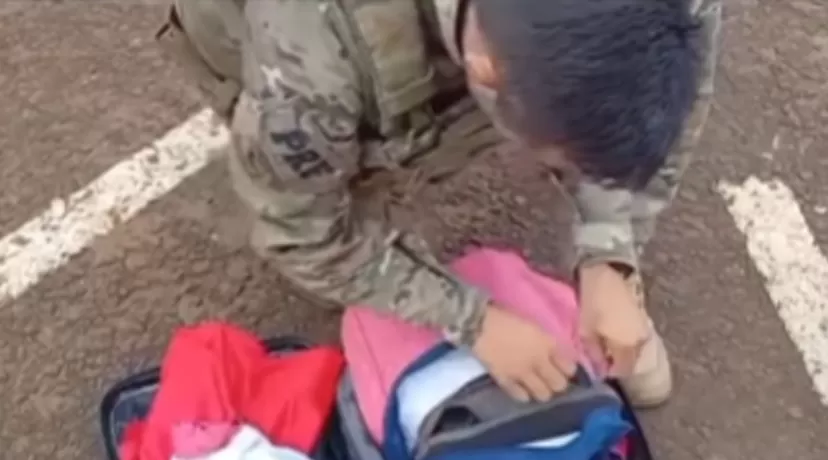 Mulher é presa com armas e drogas na BR-364